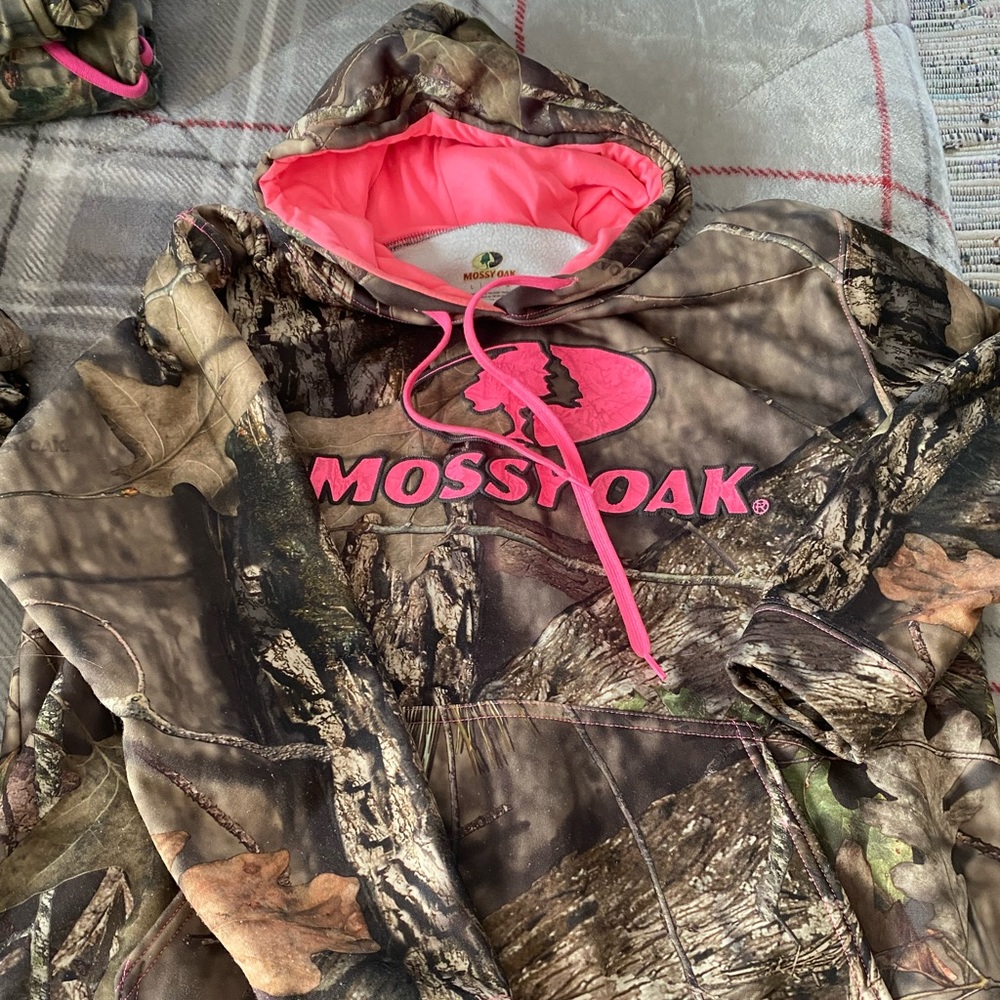 Women Mossy Oak Hoodie